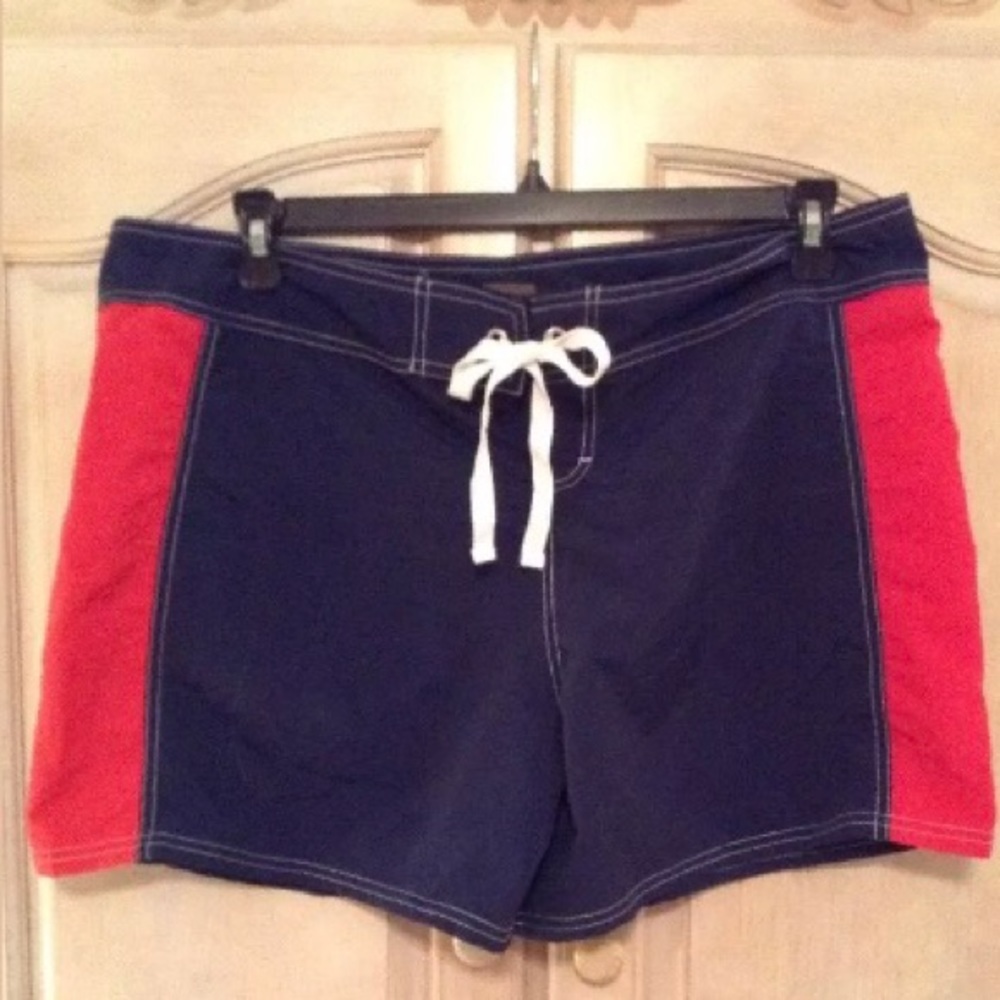 Tommy Bahama NWT Boardshorts